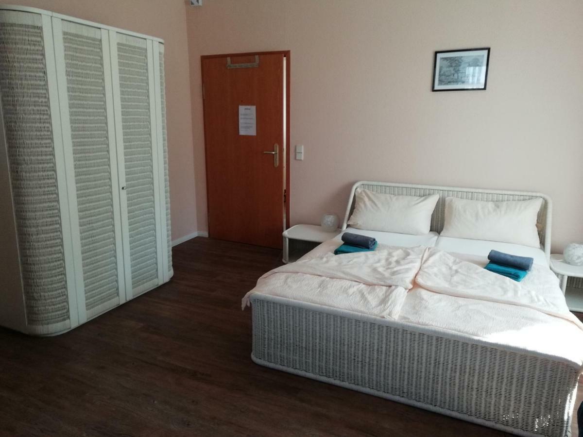 Ferienwohnung Am Torbogen Lübbenau Esterno foto